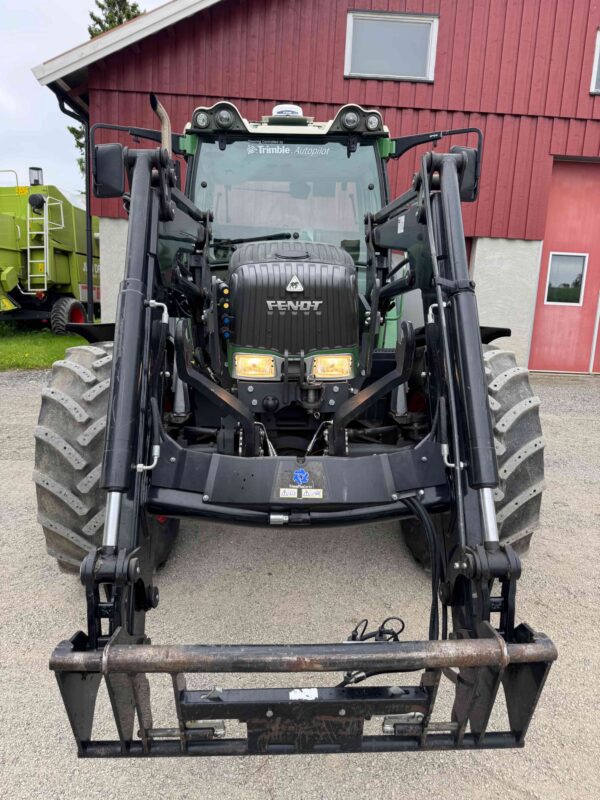 Fendt 211S Vario occasion – 101 ch avec chargeur frontal (2013)