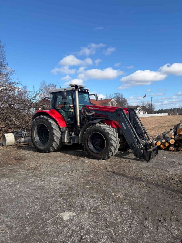 Massey Ferguson 7480 occasion – 158 ch avec chargeur frontal Quicke
