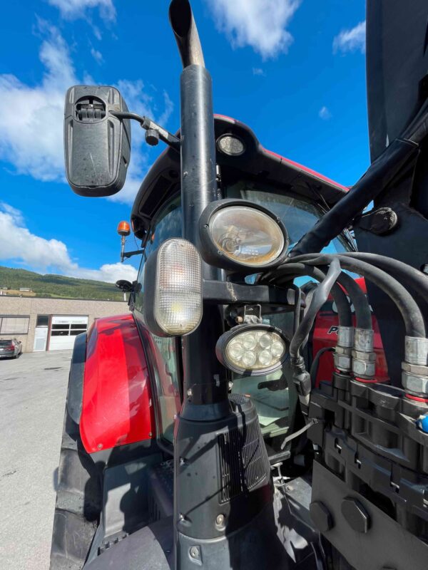 Case IH Puma 240 CVX occasion – 271 ch avec chargeur frontal (2017)