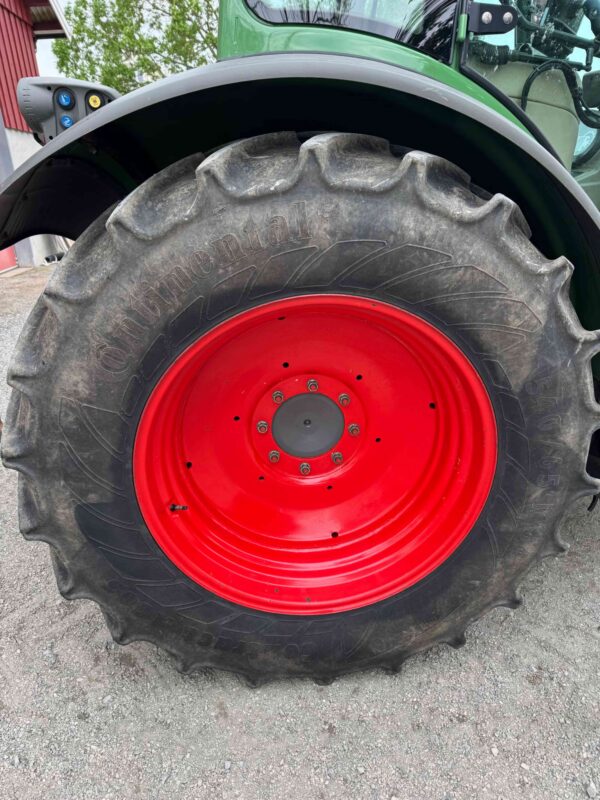 Fendt 211S Vario occasion – 101 ch avec chargeur frontal (2013)
