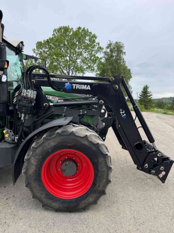 Fendt 211S Vario occasion – 101 ch avec chargeur frontal (2013)