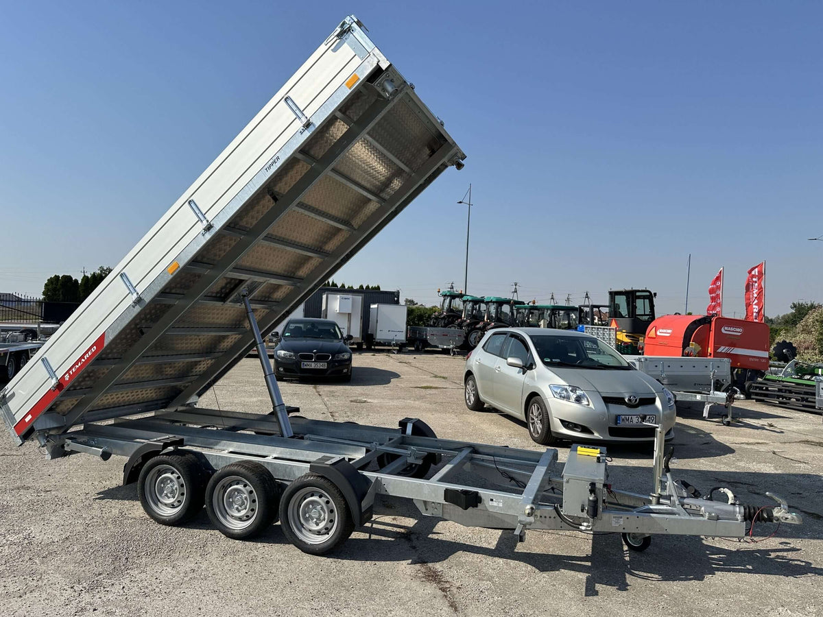 Remorque benne basculante à trois essieux Temared Tipper 3 500 kg