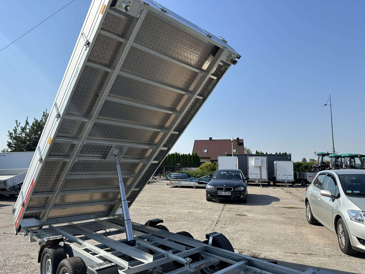 Remorque benne basculante à trois essieux Temared Tipper 3 500 kg