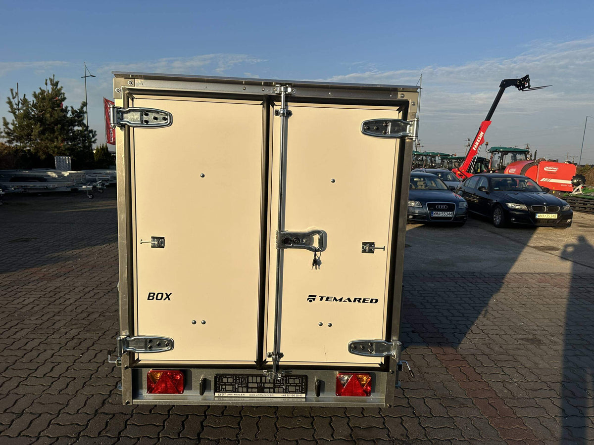 Remorque fourgon SMART BOX avec rampes Temared basculant 750kg