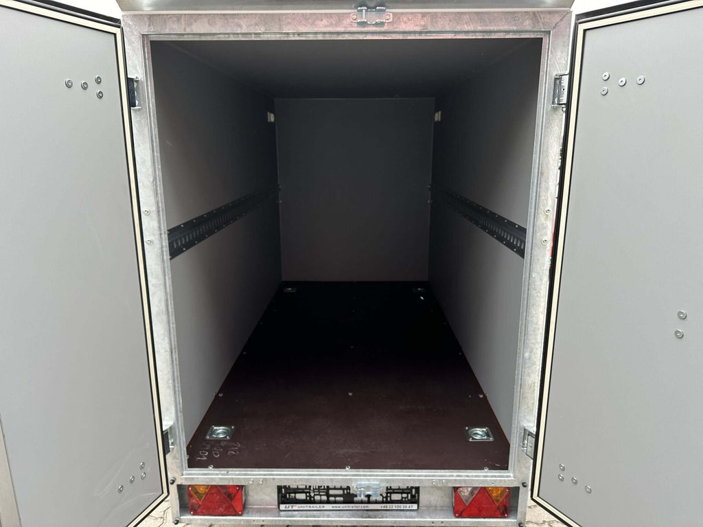 Remorque Furgon Box 2512/2 à deux essieux avec DMC 750 kg