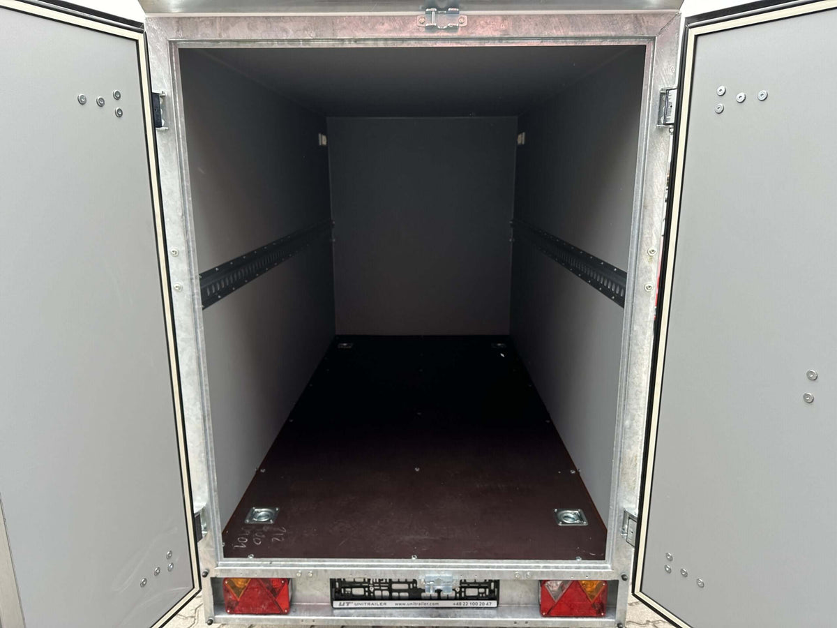 Remorque Furgon Box 2512/2 à deux essieux avec DMC 750 kg