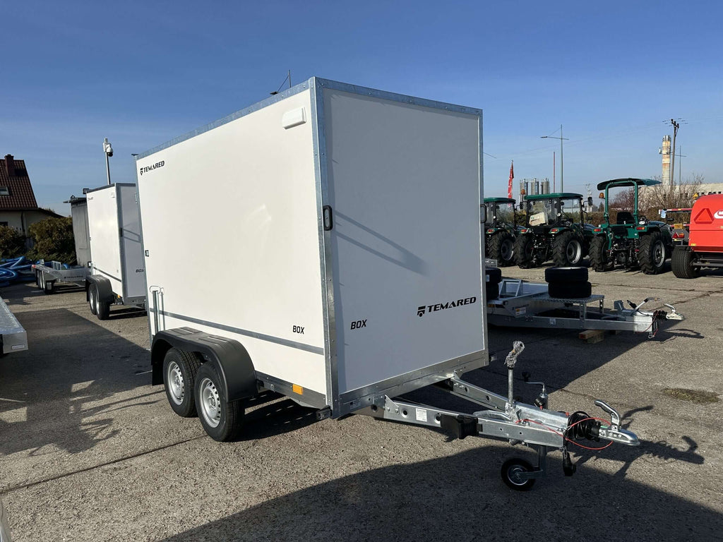 Remorque Furgon BOX 3015/2 Temared deux essieux freinés 2000kg