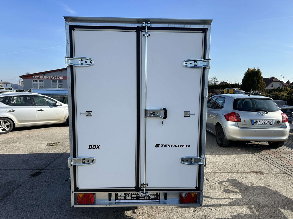 Remorque Furgon BOX 3015/2 Temared deux essieux freinés 2000kg