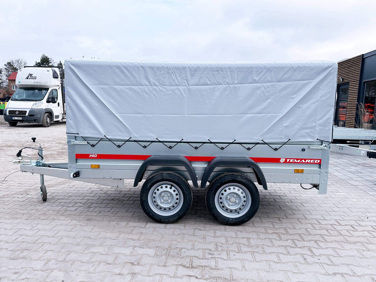 Remorque voiture à deux essieux avec bâche  300-750 kg