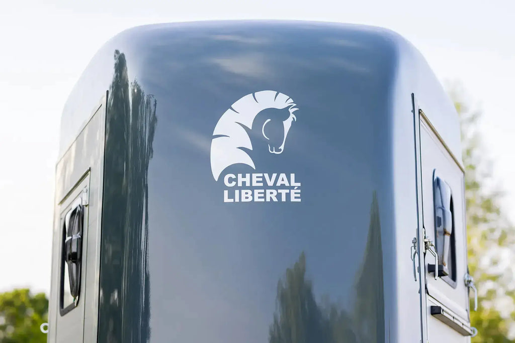Remorque chevaux van touring xl cheval liberte